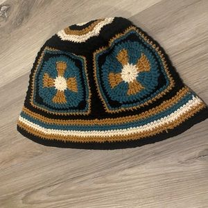 Crochet Style
Never Worn